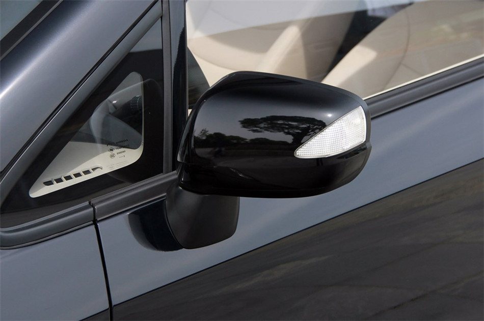 2014款理念S1 1.5L自动豪华版