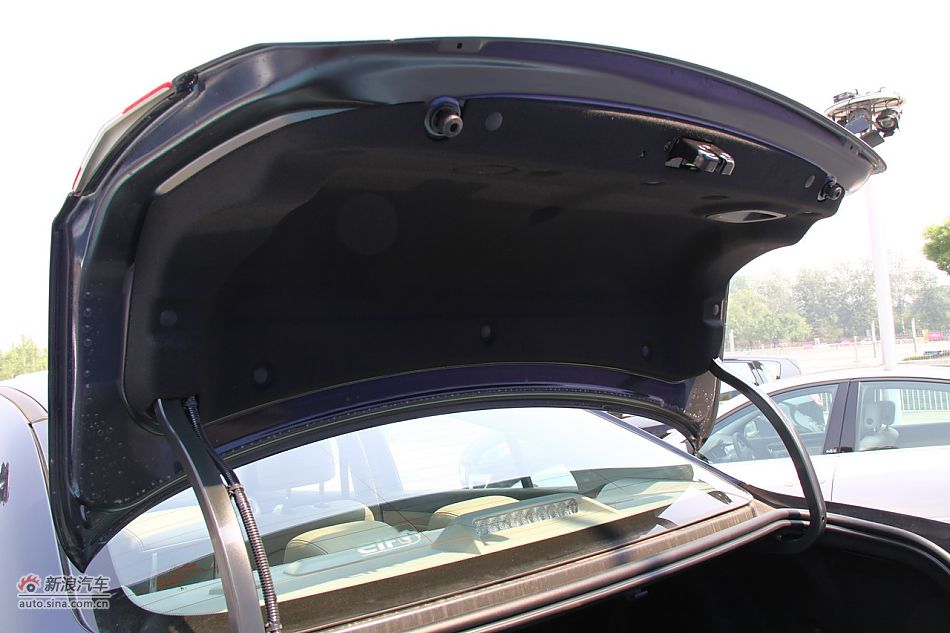 雷诺风朗座椅空间