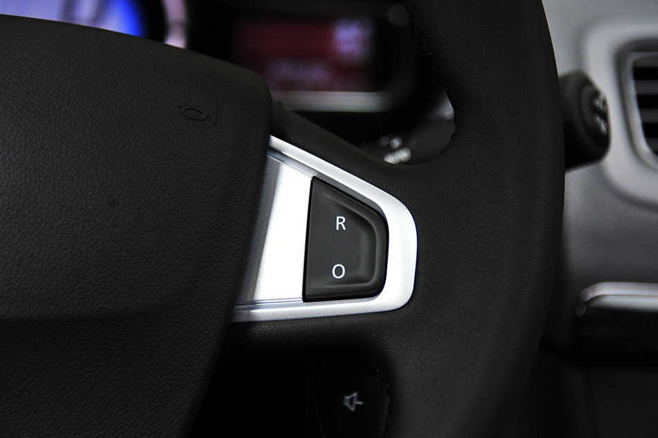 2015款 2.0L 时尚版 内饰