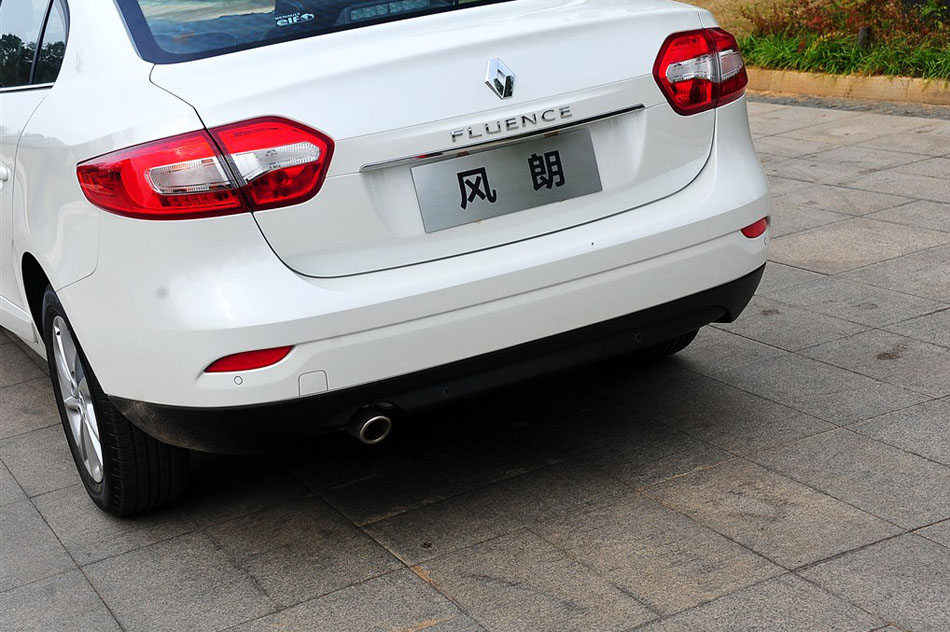 2015款 2.0L 时尚版 其他