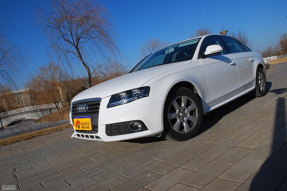 新浪试驾奥迪A4L 1.8T 外观