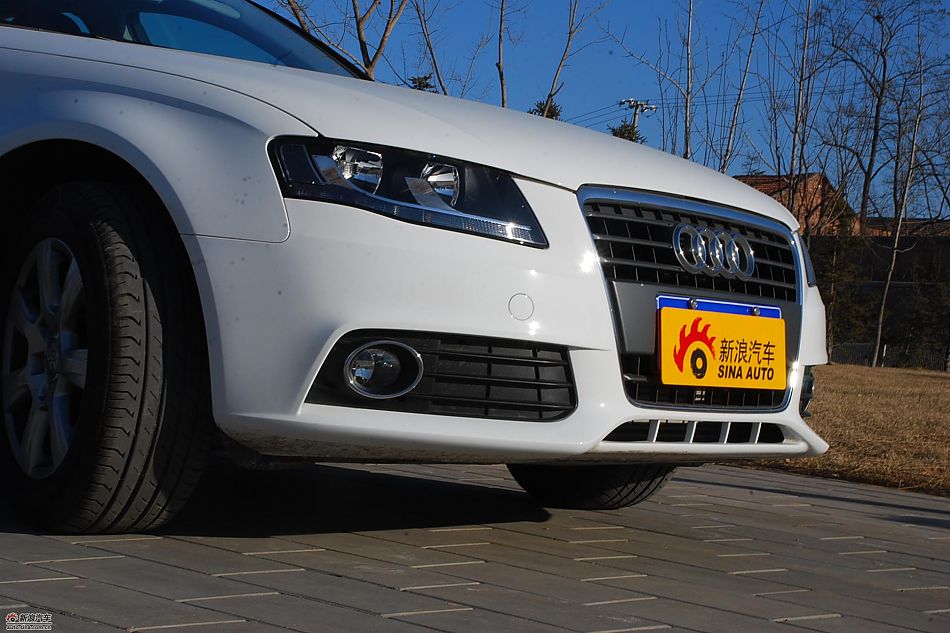 新浪试驾奥迪A4L 1.8T 外观