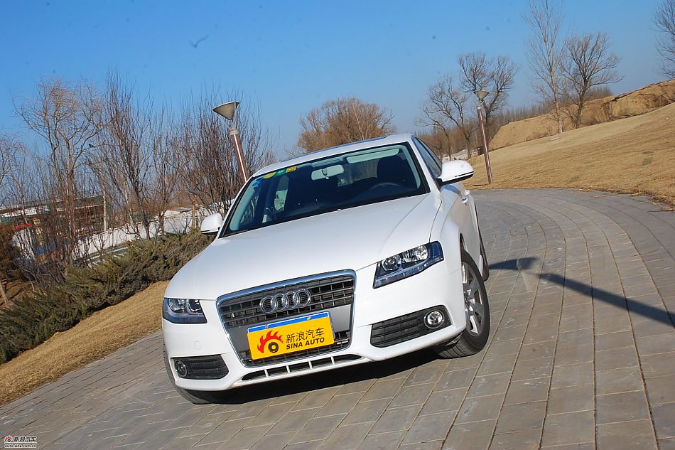 新浪试驾奥迪A4L 1.8T 外观