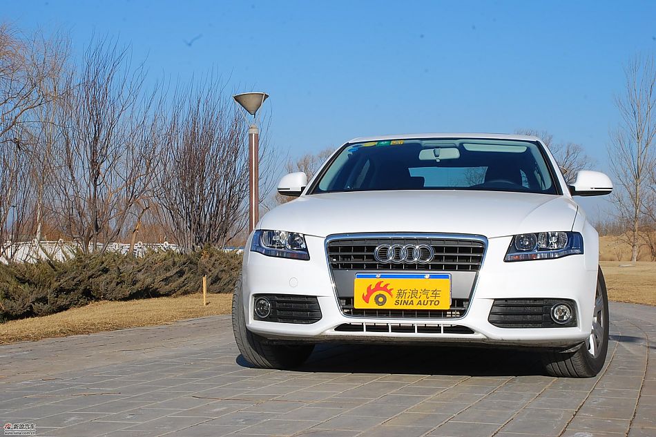 新浪试驾奥迪A4L 1.8T 外观