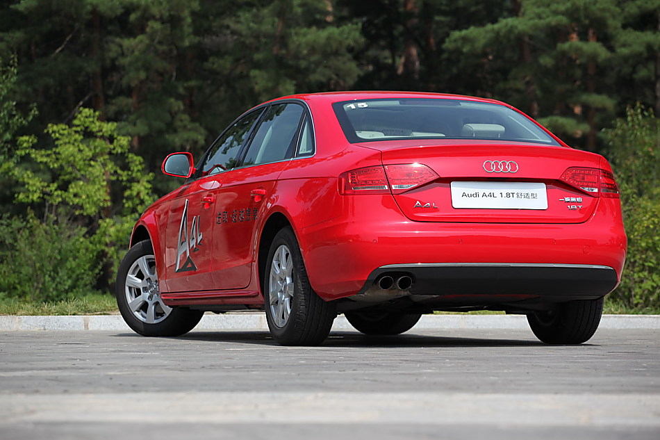 2010款A4L 1.8T舒适版外观图片