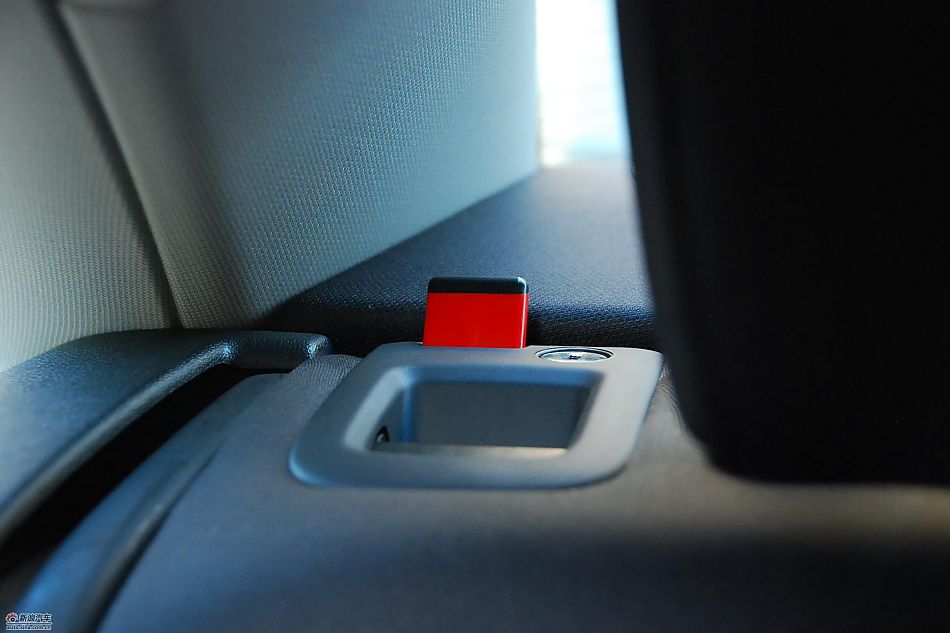 新浪试驾奥迪A4L 1.8T 内饰