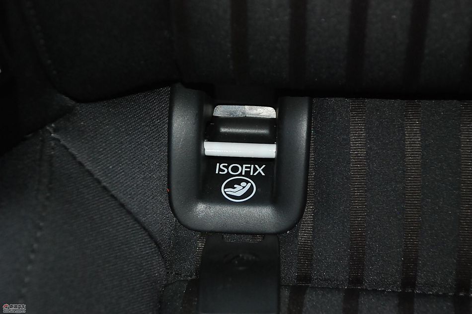 新浪试驾奥迪A4L 1.8T 内饰