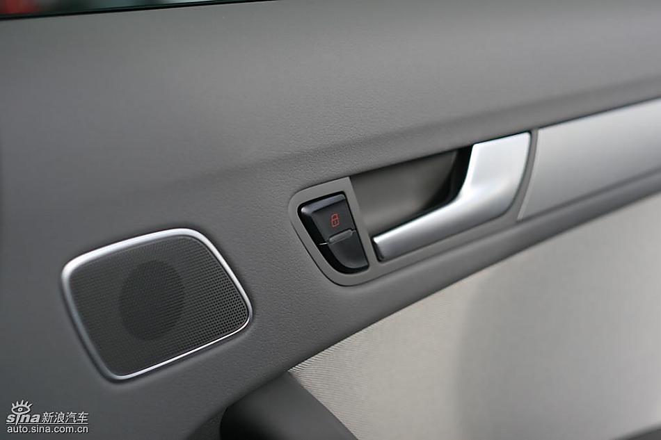 奥迪全新A4L到店实拍-内饰