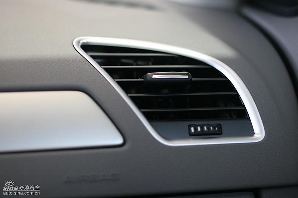 奥迪全新A4L到店实拍-内饰