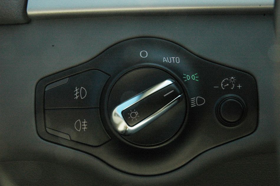 全新奥迪A4L内饰