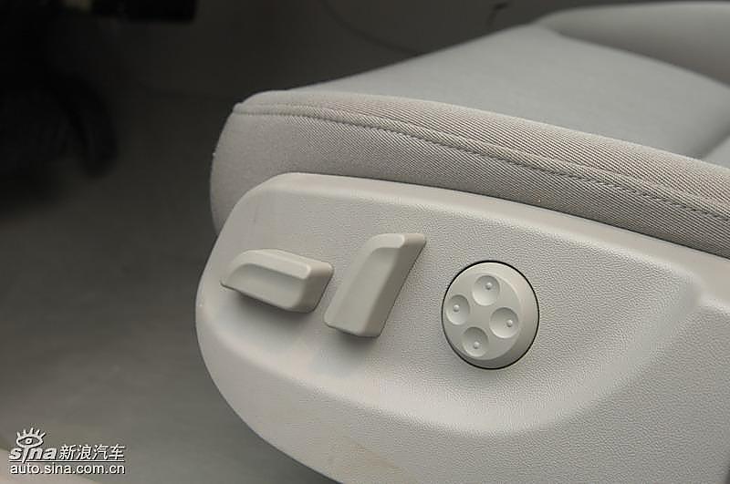 奥迪A4 S line内饰