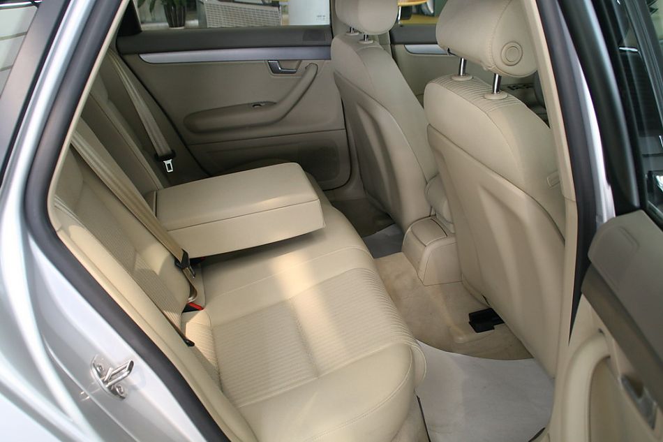 一汽大众新奥迪A4座椅