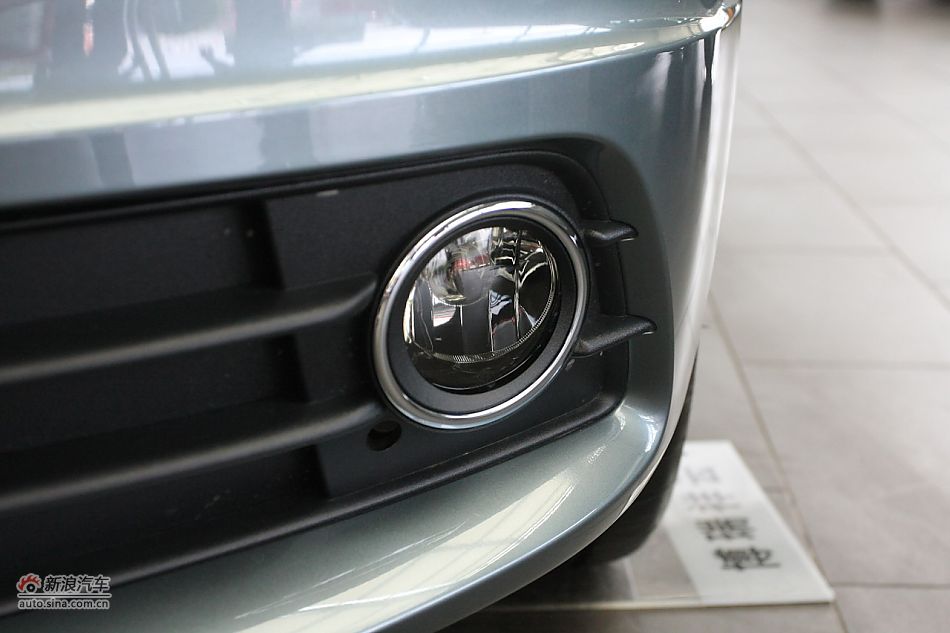 奥迪A4L 2.0TSI运动版