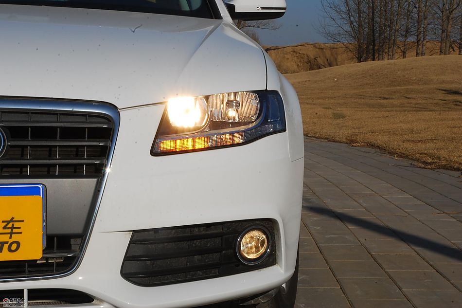 新浪试驾奥迪A4L 1.8T 外观