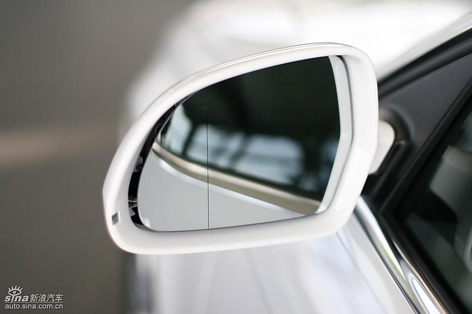 奥迪全新A4L到店实拍