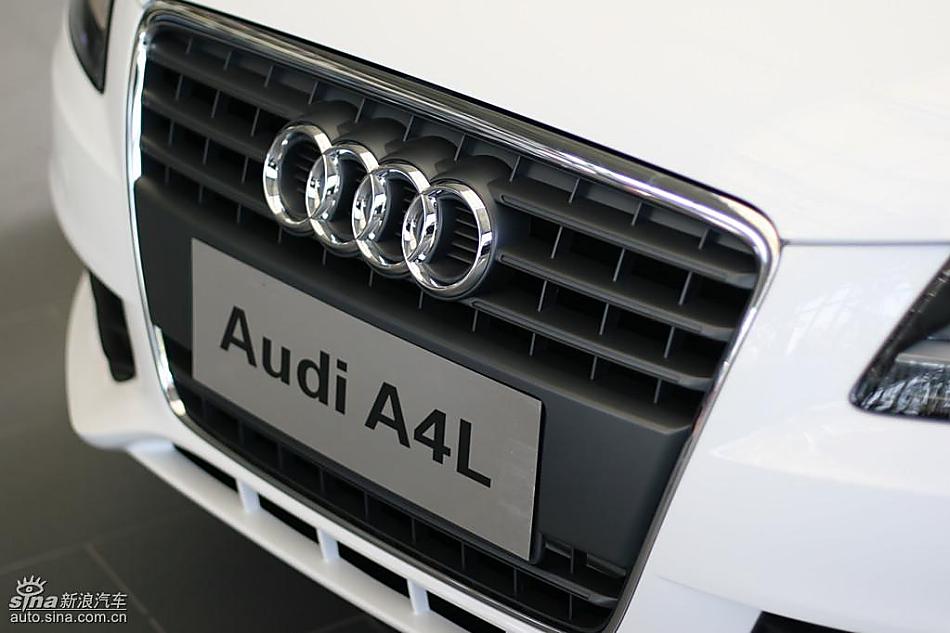 奥迪全新A4L到店实拍