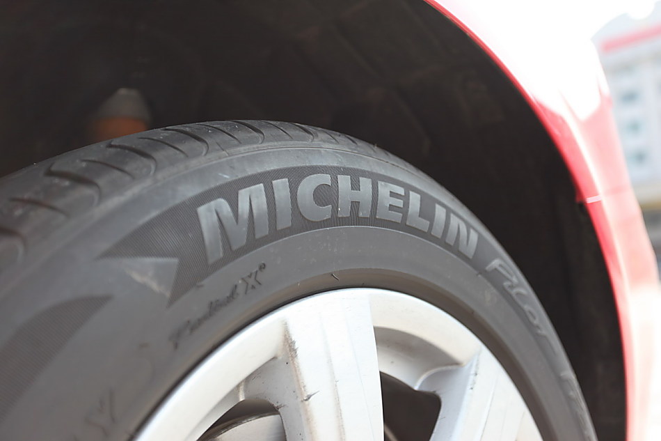 2010款A4L 1.8T舒适版外观图片