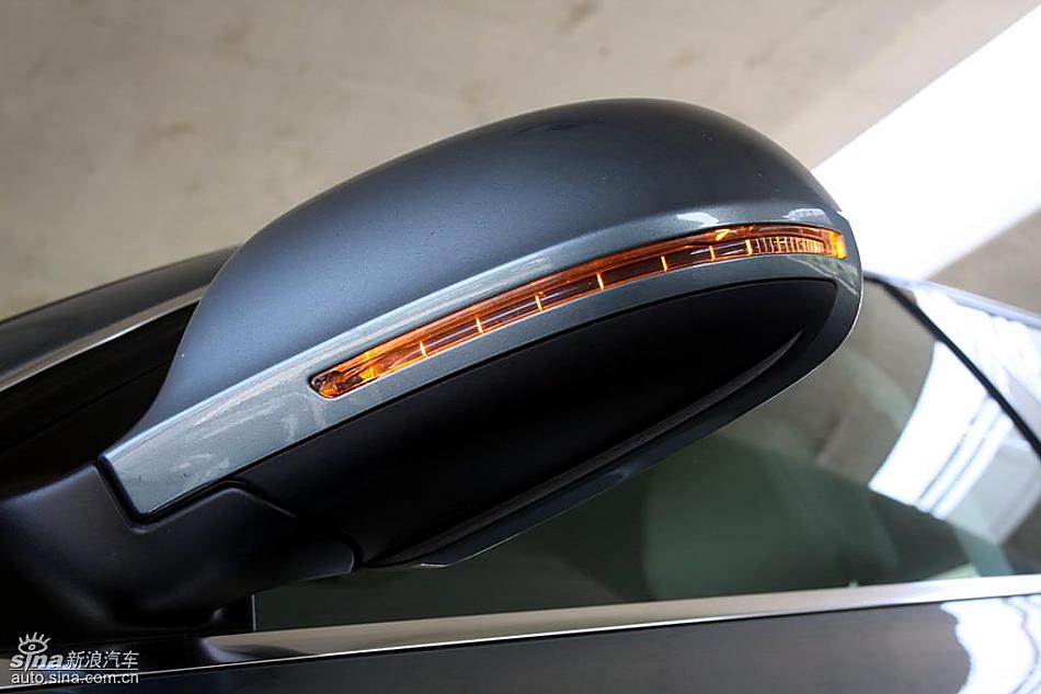 全新奥迪A4L 3.2 FSI quattro旗舰版外观