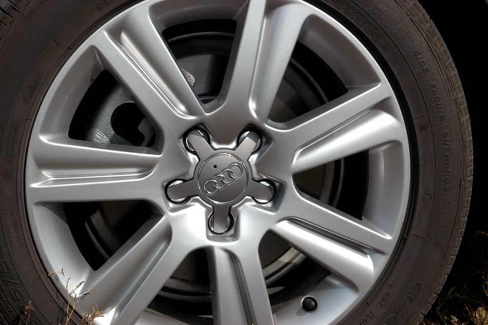 全新奥迪A4L外观细节