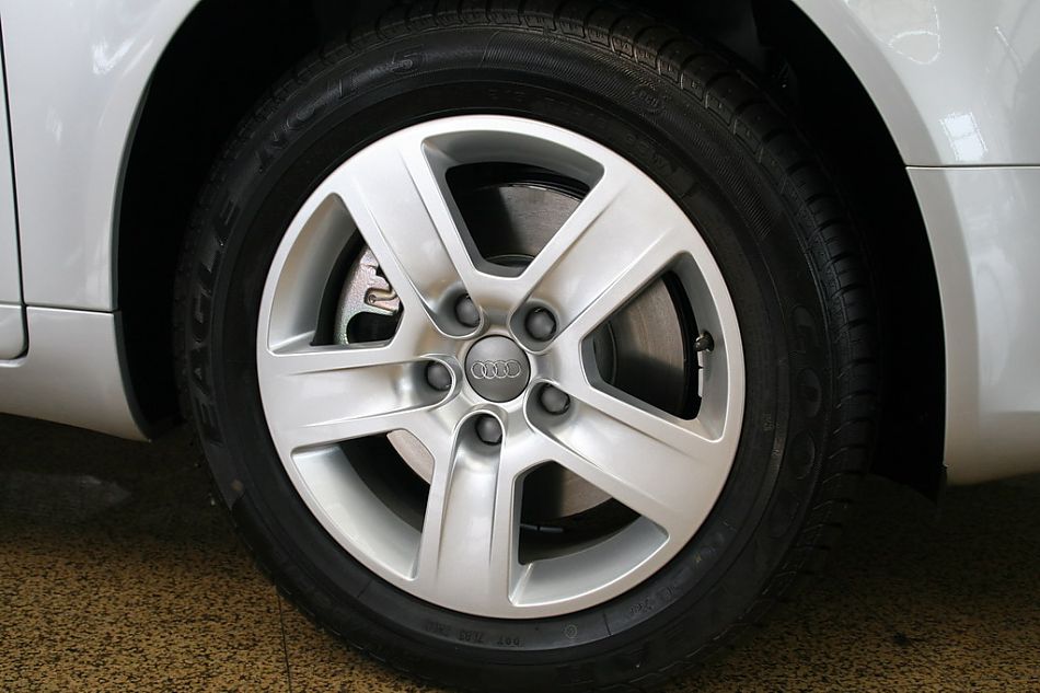 一汽大众新奥迪A4车轮