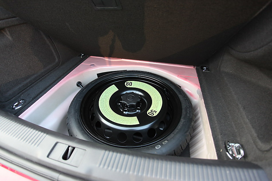 2010款A4L 1.8T舒适版内饰图片