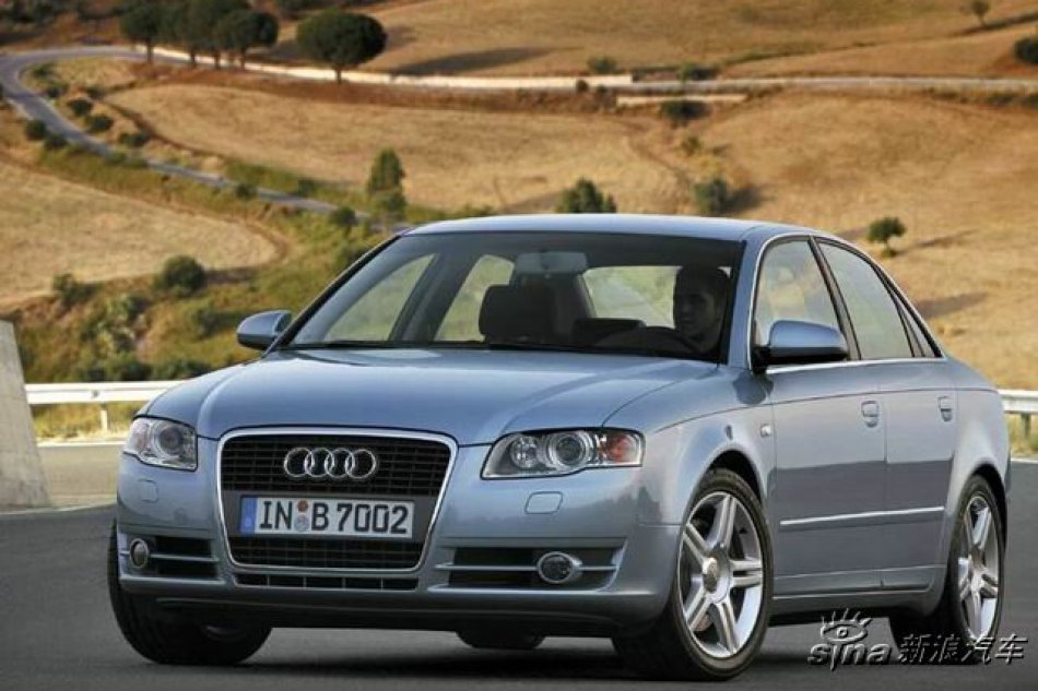 2005款全新奥迪A4