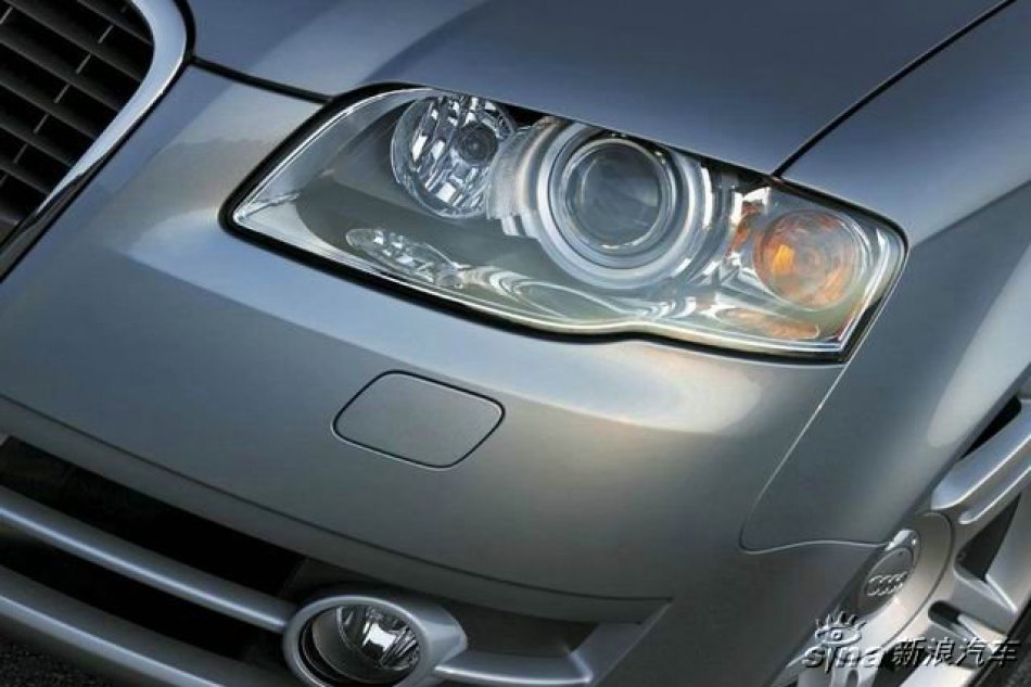 2005款全新奥迪A4