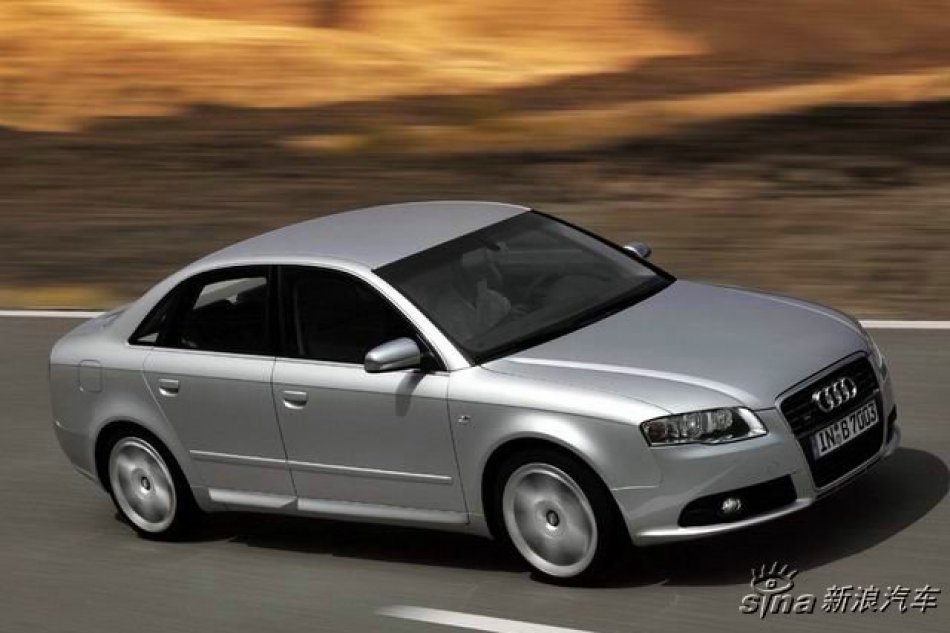 2005款全新奥迪A4 S-Line