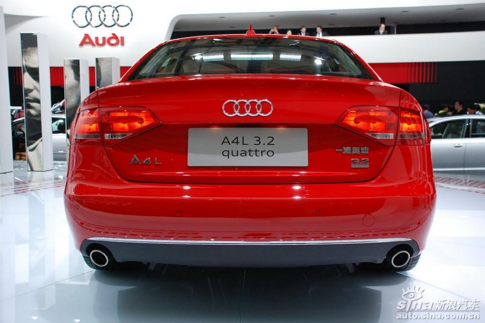 奥迪A4L 3.2Q