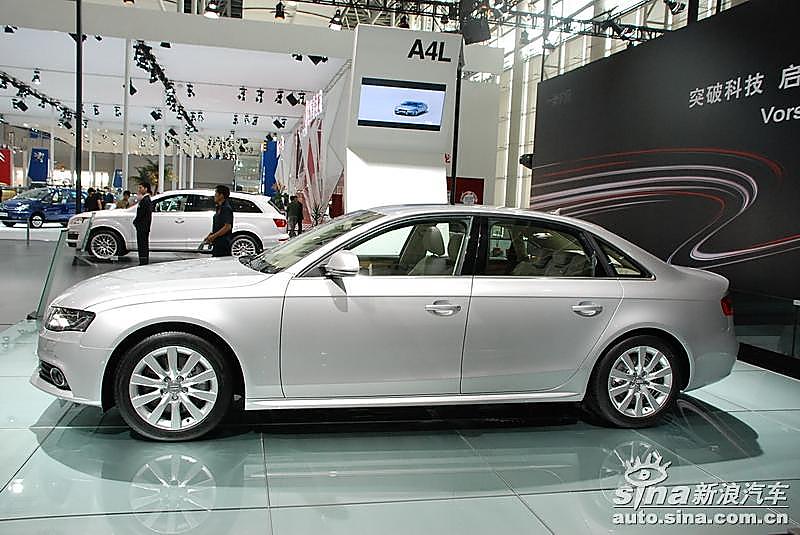 新奥迪A4L