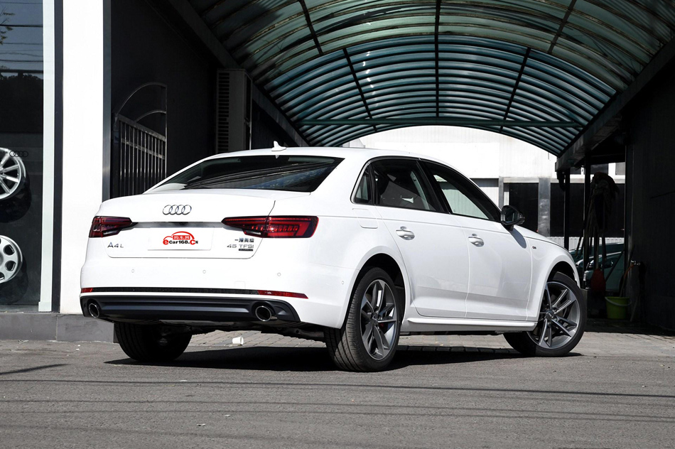 2018款 30周年年型 45 TFSI quattro 运动型 外观