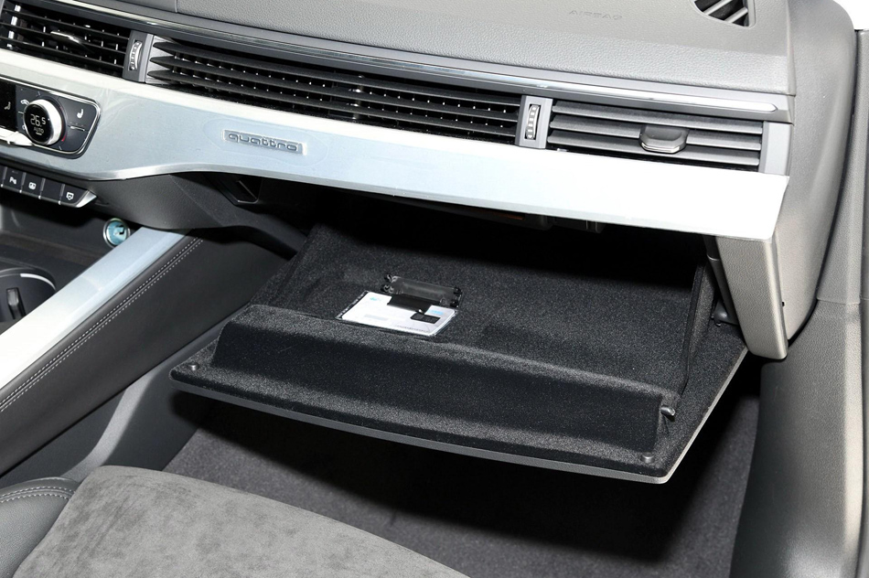 2018款 30周年年型 45 TFSI quattro 运动型 内饰