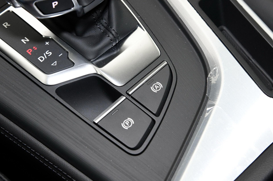 2018款 30周年年型 45 TFSI quattro 运动型 内饰