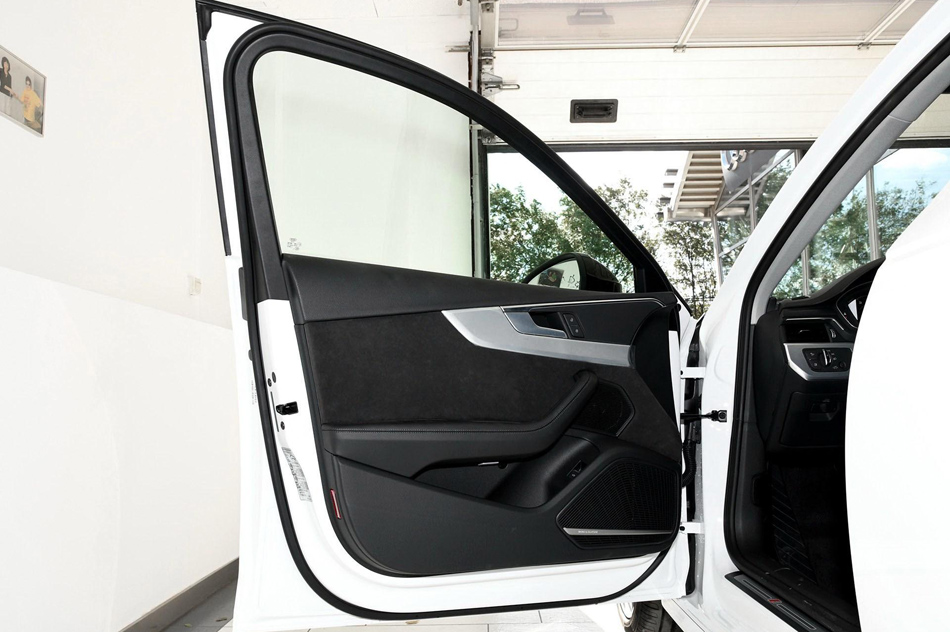 2018 30 45 TFSI quattro ˶ οռ