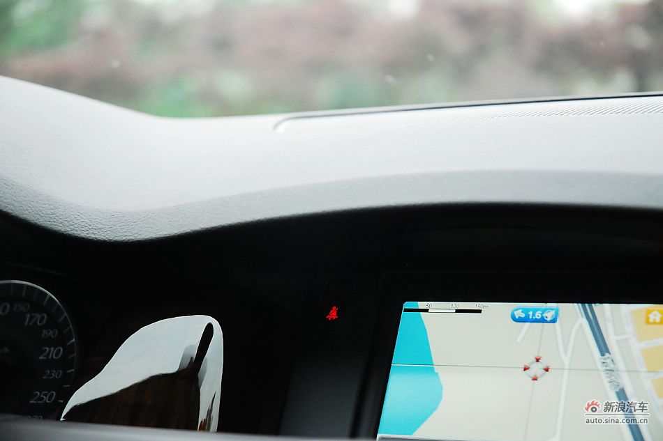 雷诺纬度内饰功能实拍