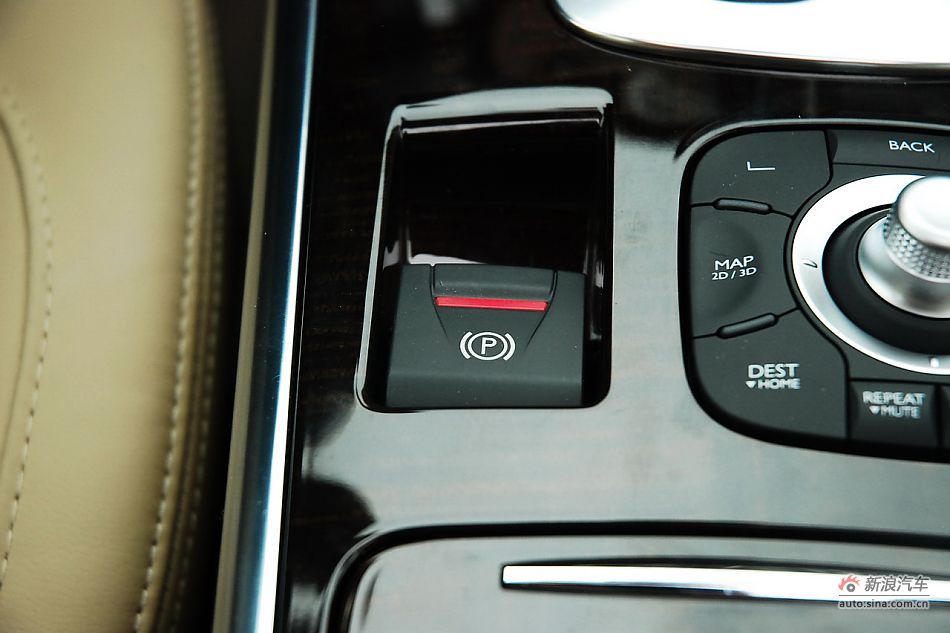 雷诺纬度内饰功能实拍