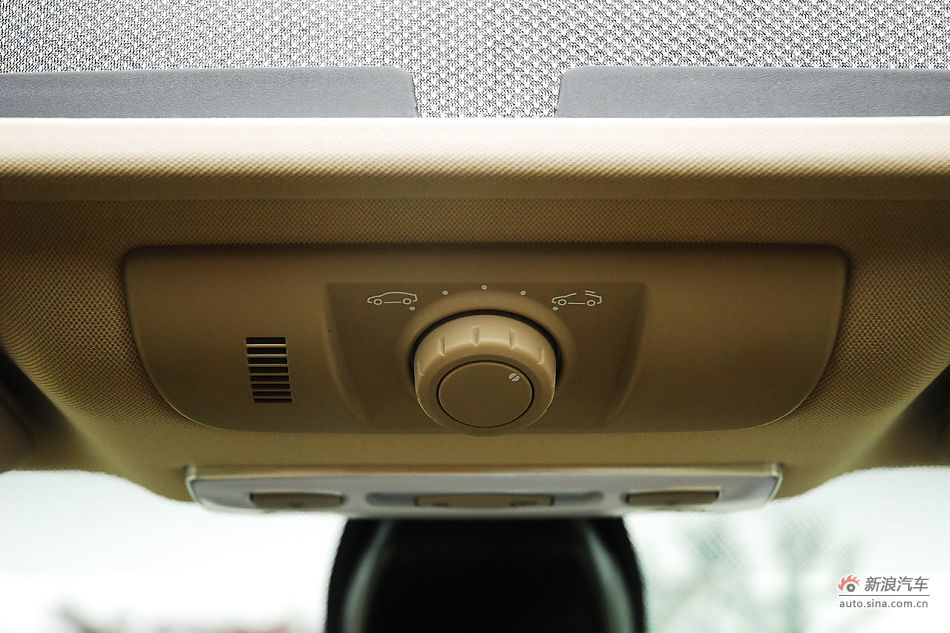 雷诺纬度内饰功能实拍