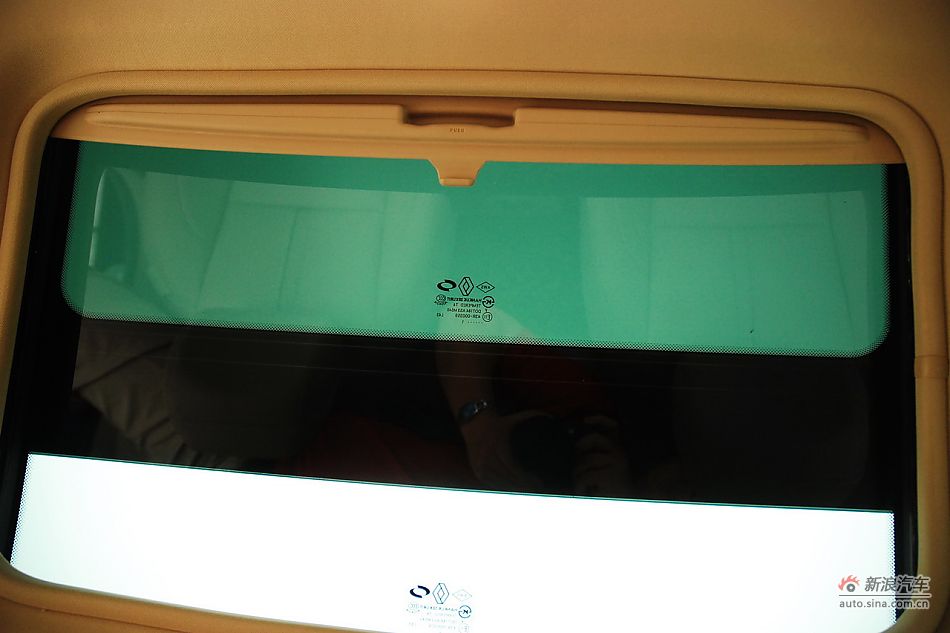 雷诺纬度内饰功能实拍