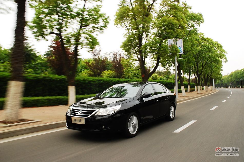 雷诺纬度试车实拍