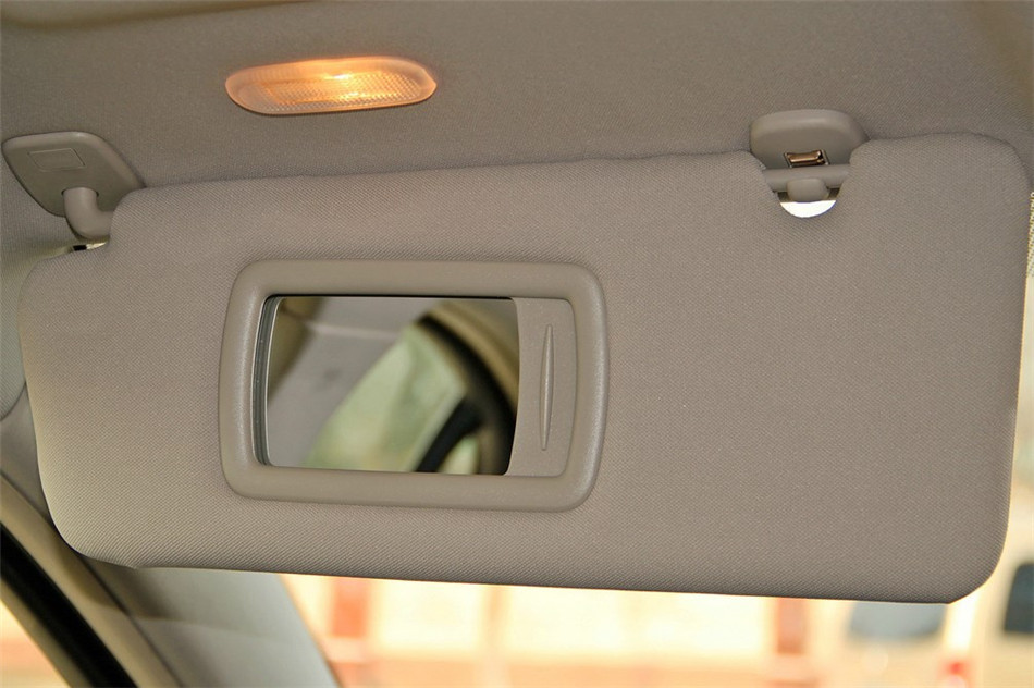 γ 2013 2.0L CVT ʱа ռ