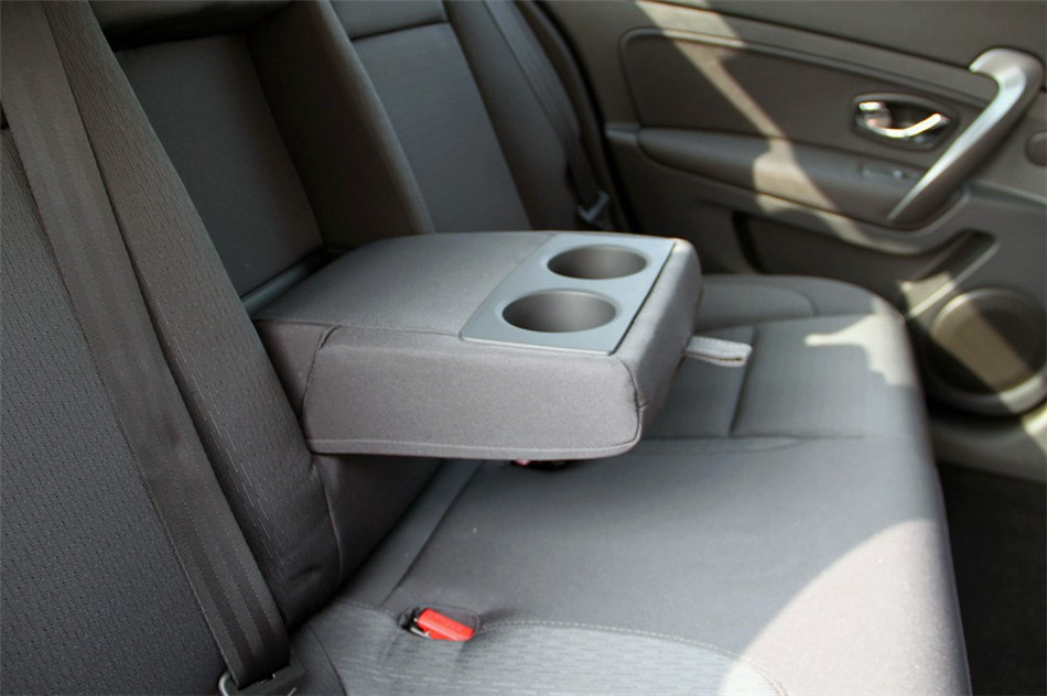 纬度 2013款 2.0L CVT 时尚版 空间