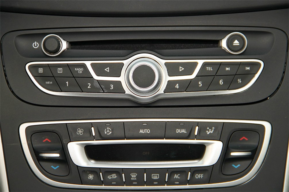 纬度 2013款 2.0L CVT 时尚版 内饰