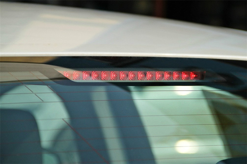 纬度 2013款 2.0L CVT 时尚版 细节