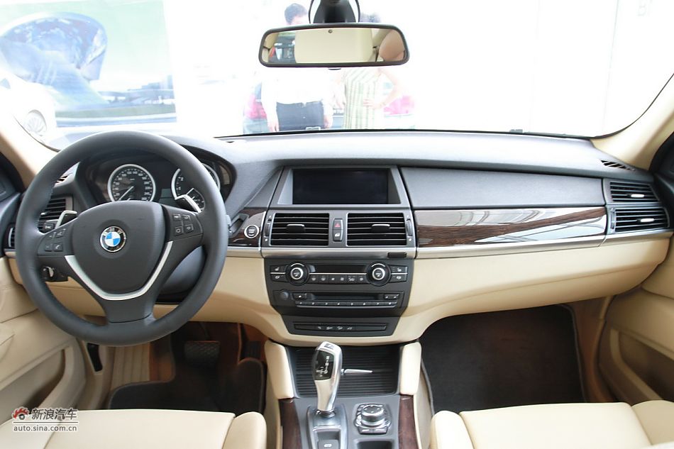 2011款宝马X6 XDrive35i