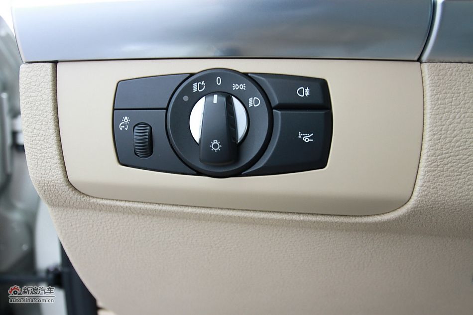 2011款宝马X6 XDrive35i