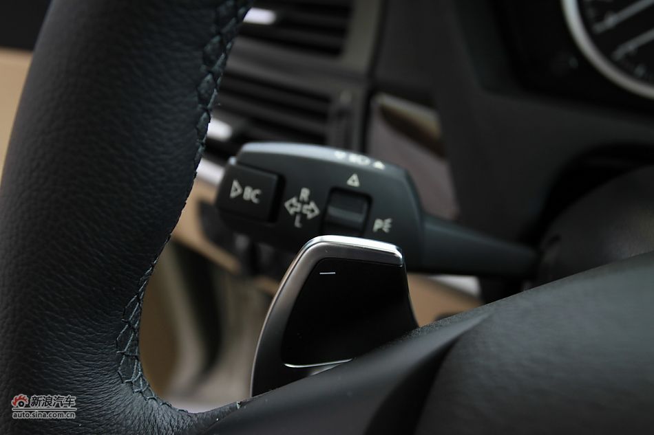 2011款宝马X6 XDrive35i