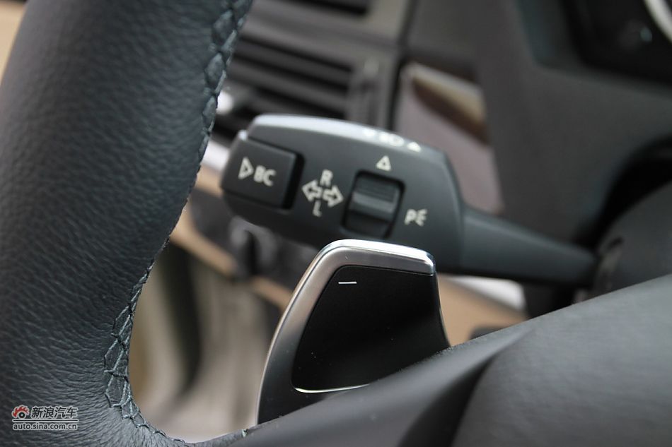 2011款宝马X6 XDrive35i