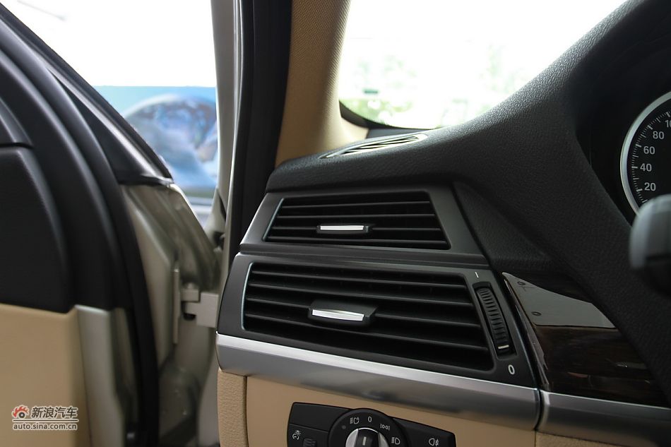 2011款宝马X6 XDrive35i