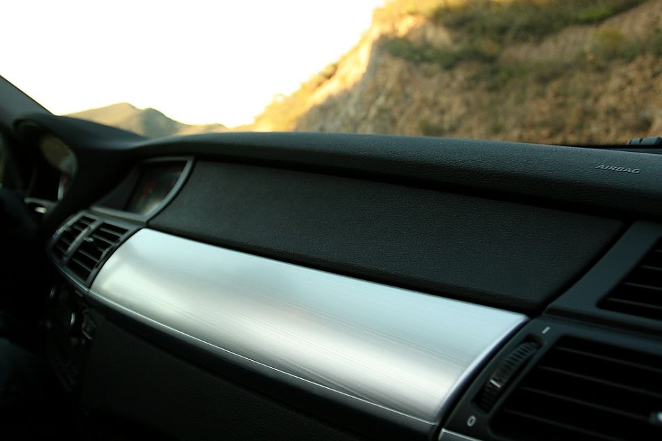 宝马X6 xDrive 35i内饰图片