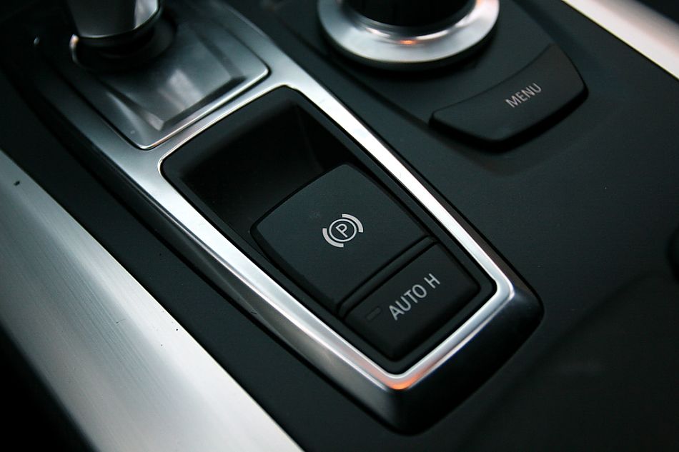 宝马X6 xDrive 35i内饰图片